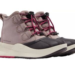 Sorel Out N About Youth Boots | Pink | Size 4 | Waterproof
